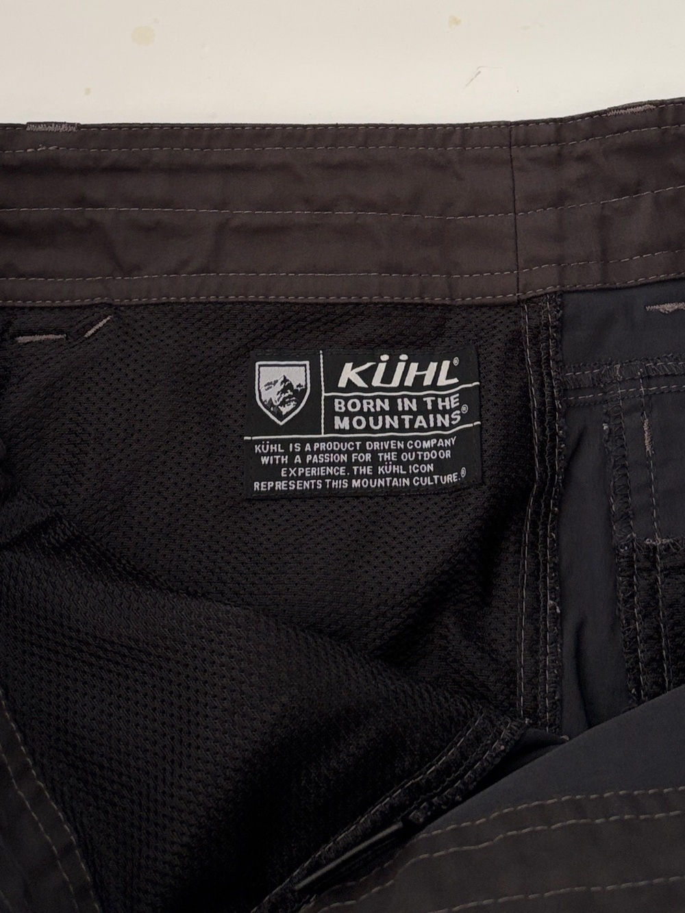 Kuhl Men’s Shorts Renegade Hiking Shorts Carbon Color 11" Inseam size 32 - Picture 9 of 16